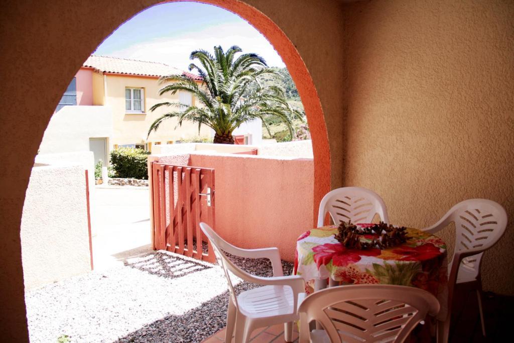 Lagrange Grand Bleu Vacances - Residence Le Village Des Aloes Cerbère Kamer foto